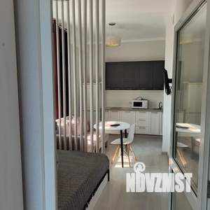 Студия квартира, посуточно, 30м2, 3/9 этаж