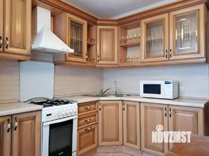 3-к квартира, посуточно, 65м2, 1/1 этаж