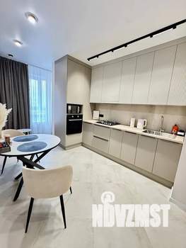 1-к квартира, посуточно, 32м2, 9/16 этаж