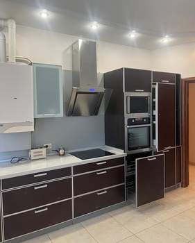 3-к квартира, на длительный срок, 110м2, 4/5 этаж