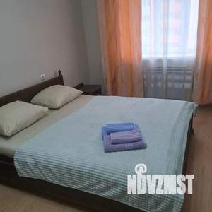 1-к квартира, посуточно, 40м2, 11/16 этаж