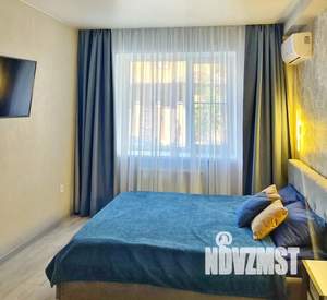 1-к квартира, посуточно, 36м2, 1/8 этаж