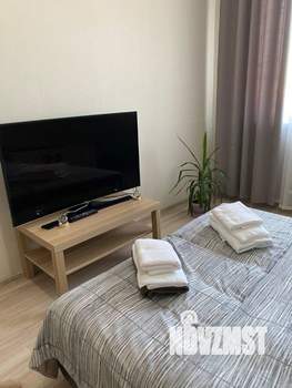 1-к квартира, посуточно, 42м2, 8/16 этаж