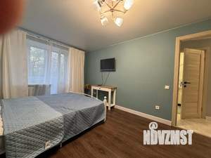 1-к квартира, посуточно, 34м2, 3/5 этаж