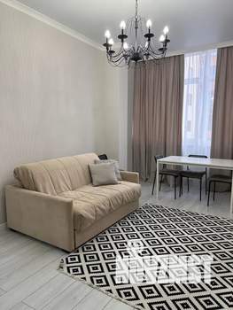 Студия квартира, посуточно, 45м2, 4/9 этаж