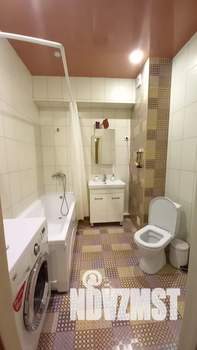 1-к квартира, посуточно, 43м2, 4/9 этаж