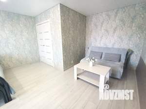 1-к квартира, посуточно, 40м2, 2/10 этаж