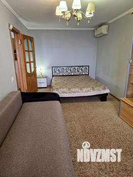 1-к квартира, посуточно, 41м2, 7/10 этаж