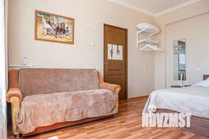 1-к квартира, посуточно, 32м2, 4/10 этаж