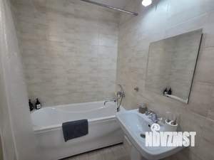 1-к квартира, посуточно, 33м2, 2/18 этаж