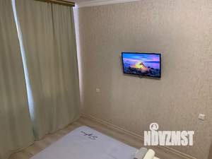 1-к квартира, посуточно, 42м2, 8/20 этаж