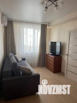 1-к квартира, посуточно, 40м2, 4/10 этаж