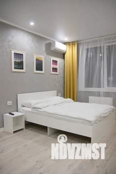 1-к квартира, посуточно, 37м2, 4/16 этаж