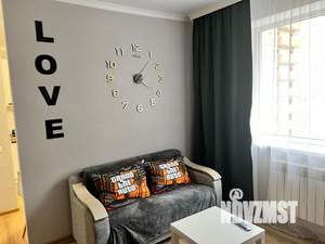 1-к квартира, посуточно, 38м2, 7/18 этаж