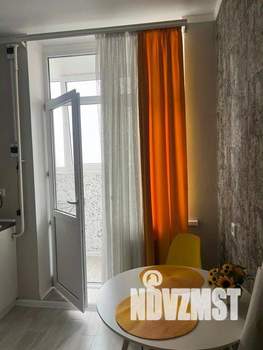 1-к квартира, посуточно, 37м2, 1/1 этаж