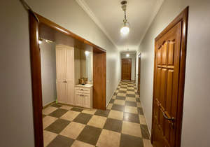 3-к квартира, на длительный срок, 106м2, 3/6 этаж