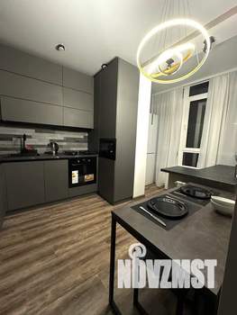 1-к квартира, посуточно, 42м2, 5/15 этаж