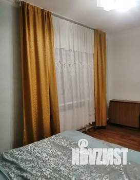 2-к квартира, посуточно, 42м2, 3/3 этаж