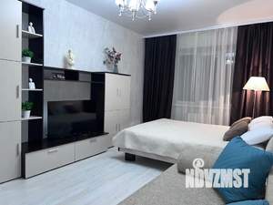 1-к квартира, посуточно, 43м2, 4/10 этаж