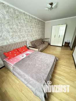 1-к квартира, посуточно, 37м2, 11/17 этаж