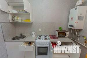 1-к квартира, посуточно, 41м2, 11/18 этаж