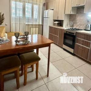 1-к квартира, посуточно, 48м2, 1/1 этаж