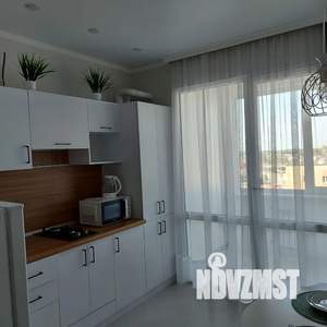 1-к квартира, посуточно, 40м2, 8/25 этаж