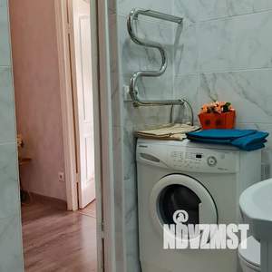 1-к квартира, посуточно, 37м2, 4/7 этаж