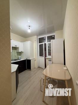 1-к квартира, посуточно, 35м2, 6/18 этаж