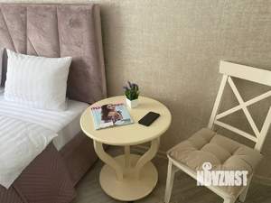 1-к квартира, посуточно, 40м2, 8/18 этаж