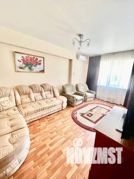 3-к квартира, посуточно, 72м2, 1/10 этаж