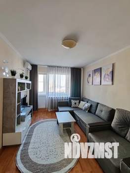 1-к квартира, посуточно, 36м2, 4/9 этаж