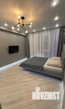 1-к квартира, посуточно, 43м2, 13/16 этаж