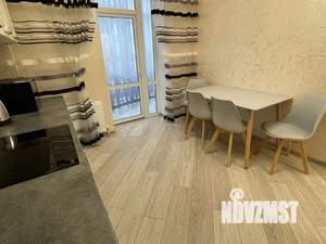 1-к квартира, посуточно, 42м2, 3/8 этаж