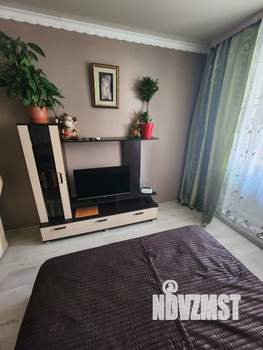 1-к квартира, посуточно, 44м2, 4/7 этаж