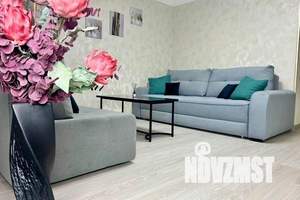 4-к квартира, посуточно, 100м2, 1/10 этаж