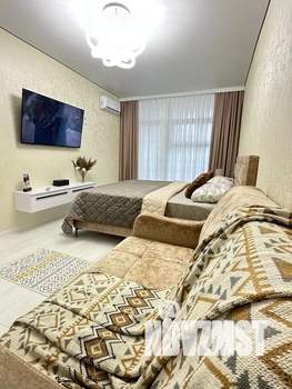 1-к квартира, посуточно, 42м2, 1/21 этаж