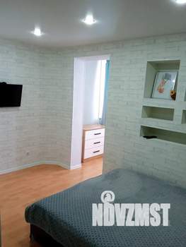 1-к квартира, посуточно, 40м2, 9/10 этаж