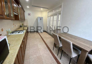 3-к квартира, на длительный срок, 110м2, 3/6 этаж