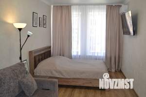 1-к квартира, посуточно, 43м2, 5/10 этаж