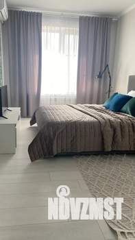 1-к квартира, посуточно, 34м2, 18/18 этаж