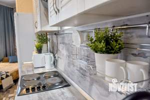 Студия квартира, посуточно, 33м2, 1/17 этаж