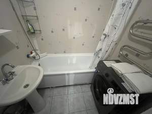 Студия квартира, посуточно, 37м2, 12/12 этаж