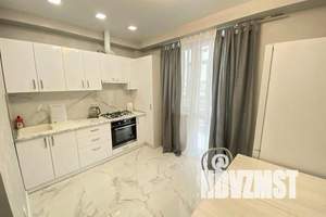 1-к квартира, посуточно, 38м2, 3/18 этаж