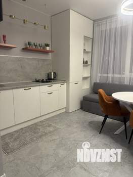 1-к квартира, посуточно, 35м2, 6/18 этаж