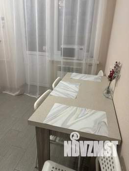 1-к квартира, посуточно, 36м2, 7/18 этаж