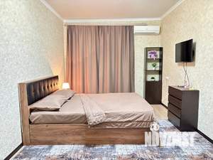 1-к квартира, посуточно, 40м2, 10/17 этаж