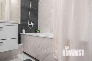 1-к квартира, посуточно, 42м2, 1/1 этаж