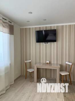 Студия квартира, посуточно, 33м2, 5/17 этаж