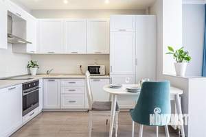 2-к квартира, посуточно, 60м2, 1/1 этаж